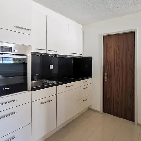 Haks Alpine Cozy Retreat ロイカーバード